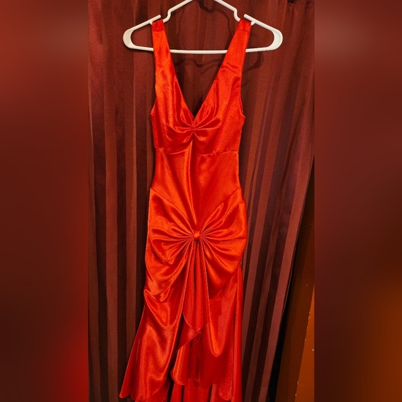 Women's Red satin dress. Ruffle Hemline. Size Xs - Picture 4 of 15